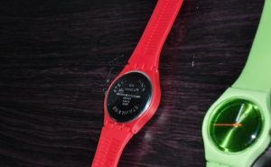 Nove neonove hodinky swis swatch kopia na baterku